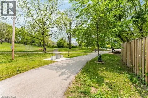 122 Courtland Avenue East Kitchener ON N2G 0B8