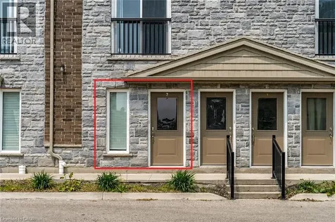 122 Courtland Avenue East Kitchener ON N2G 0B8