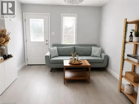122 Courtland Avenue East Kitchener ON N2G 0B8