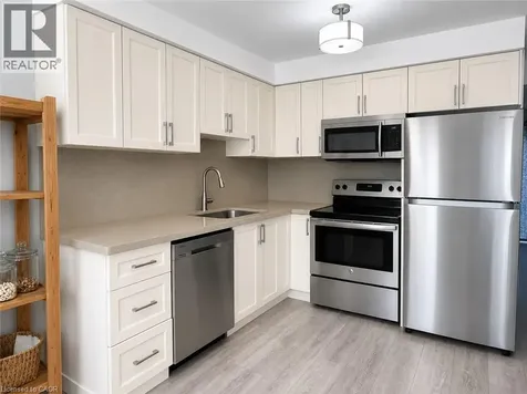 122 Courtland Avenue East Kitchener ON N2G 0B8