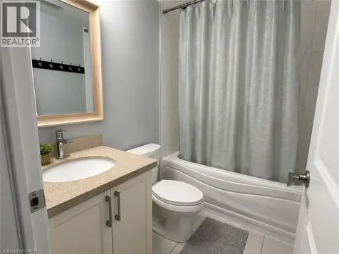 122 Courtland Avenue East Kitchener ON N2G 0B8