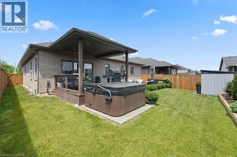 242 Julia Drive Welland ON L3C 0E7