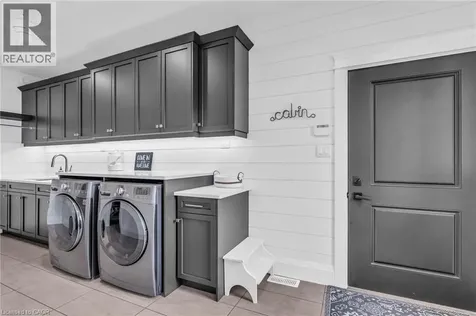 85 Gill Road Grand Bend ON N0M 1T0