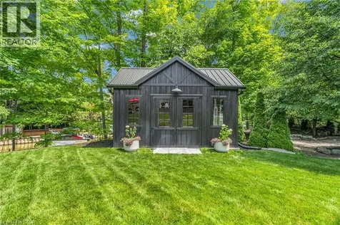 85 Gill Road Grand Bend ON N0M 1T0