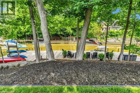 85 Gill Road Grand Bend ON N0M 1T0