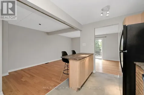 24 Baneberry Crescent Ottawa ON K2L 2Y4