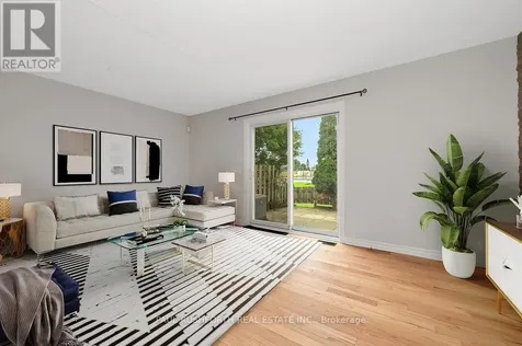 24 Baneberry Crescent Ottawa ON K2L 2Y4