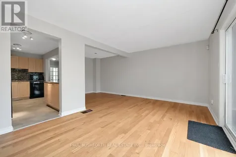 24 Baneberry Crescent Ottawa ON K2L 2Y4