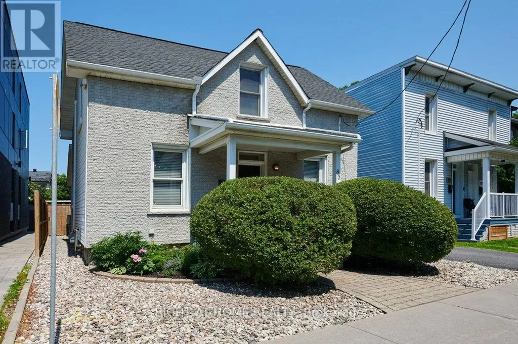 83 Harvey Street Ottawa ON K1S 0A8