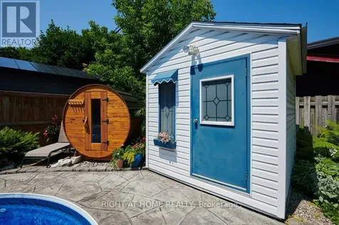 83 Harvey Street Ottawa ON K1S 0A8