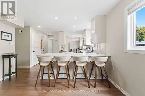 1593 Bottriell Way Ottawa ON K4A 1W4