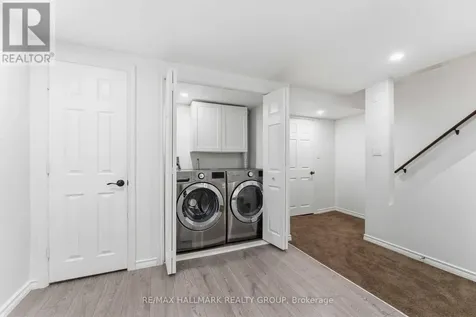 1593 Bottriell Way Ottawa ON K4A 1W4