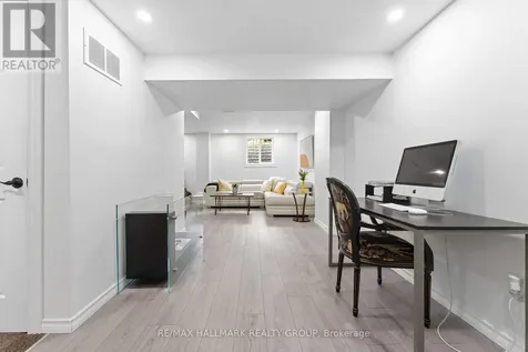 1593 Bottriell Way Ottawa ON K4A 1W4