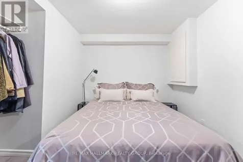 1593 Bottriell Way Ottawa ON K4A 1W4