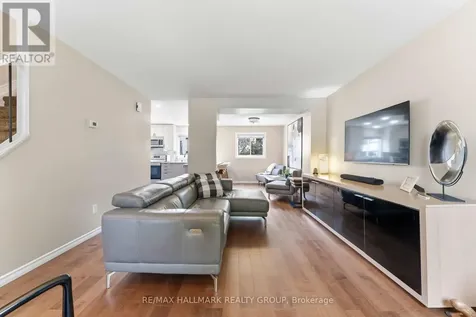 1593 Bottriell Way Ottawa ON K4A 1W4