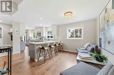 1593 Bottriell Way Ottawa ON K4A 1W4