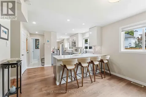 1593 Bottriell Way Ottawa ON K4A 1W4
