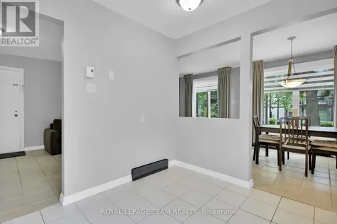 10 Stonehill Court Ottawa ON K2M 1E5