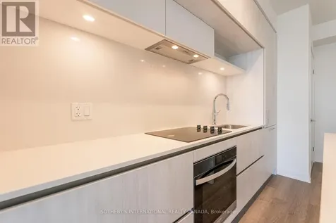 6 David Eyer Road Richmond Hill ON L4S 0N6