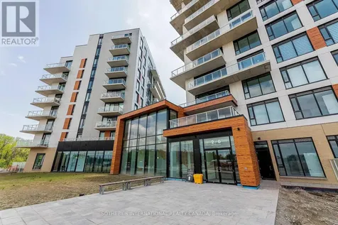 6 David Eyer Road Richmond Hill ON L4S 0N6