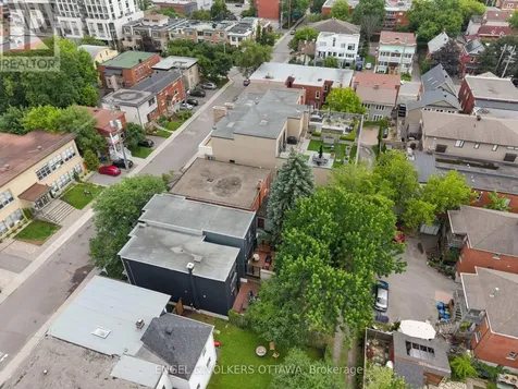 53 Vaughan Street Ottawa ON K1M 1W9