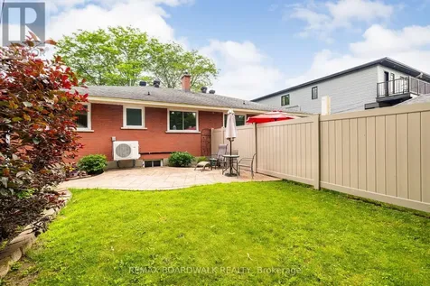 477 Edgeworth Avenue Ottawa ON K2B 5L2