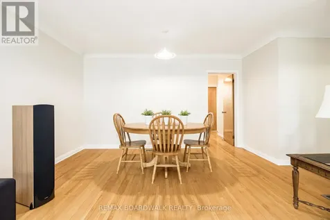 477 Edgeworth Avenue Ottawa ON K2B 5L2