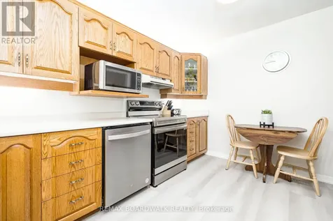477 Edgeworth Avenue Ottawa ON K2B 5L2