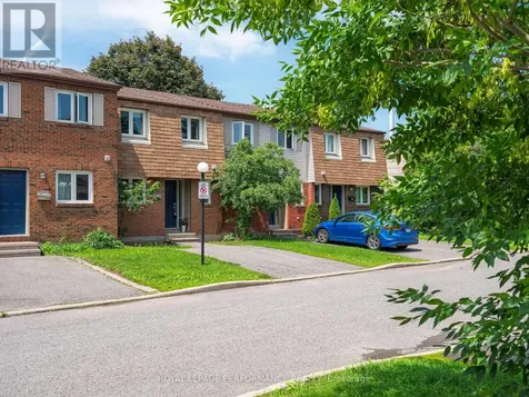 1304 Alness Court Ottawa ON K1B 5H2
