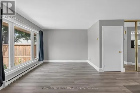 1304 Alness Court Ottawa ON K1B 5H2
