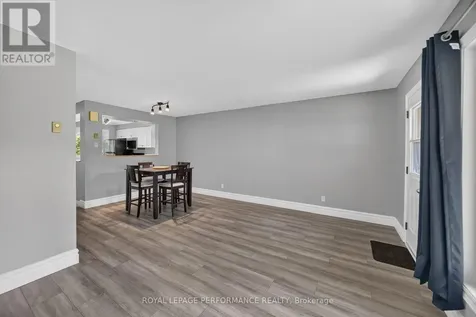 1304 Alness Court Ottawa ON K1B 5H2