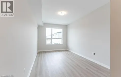 120 Springvalley Crescent Hamilton ON L9C 0E4