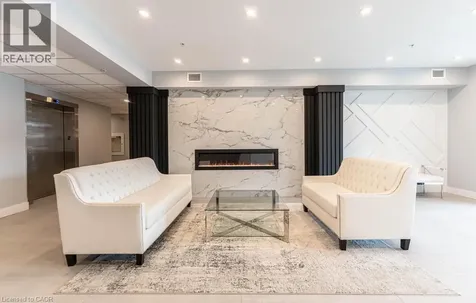 120 Springvalley Crescent Hamilton ON L9C 0E4