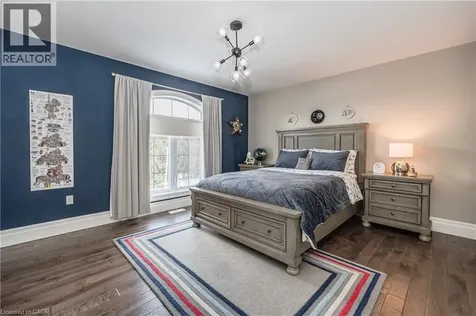 23 Highgrove Court Cambridge ON N3H 4R8
