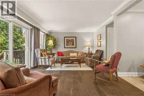2241 Mountain Grove Avenue Burlington ON L7P 2H8