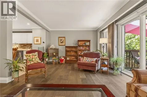 2241 Mountain Grove Avenue Burlington ON L7P 2H8