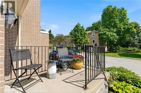 2241 Mountain Grove Avenue Burlington ON L7P 2H8