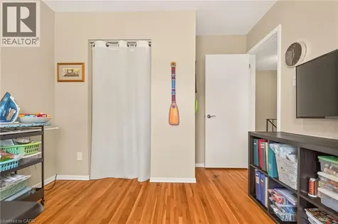 2241 Mountain Grove Avenue Burlington ON L7P 2H8