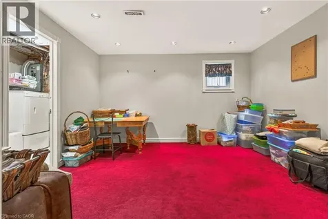 2241 Mountain Grove Avenue Burlington ON L7P 2H8