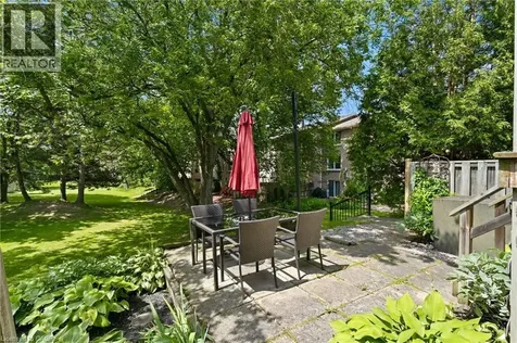 2241 Mountain Grove Avenue Burlington ON L7P 2H8