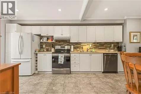 2241 Mountain Grove Avenue Burlington ON L7P 2H8
