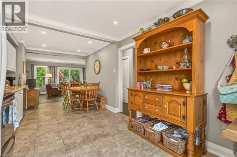 2241 Mountain Grove Avenue Burlington ON L7P 2H8