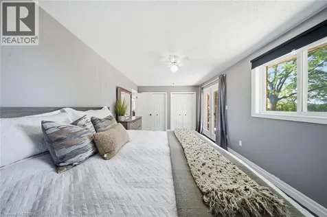 52 Allensgate Drive Brantford ON N3V 1C8