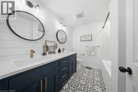 52 Allensgate Drive Brantford ON N3V 1C8