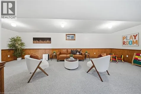 52 Allensgate Drive Brantford ON N3V 1C8