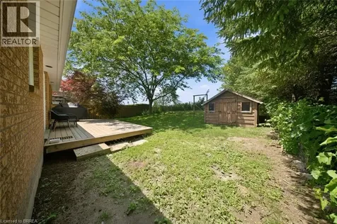 52 Allensgate Drive Brantford ON N3V 1C8