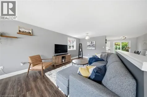 52 Allensgate Drive Brantford ON N3V 1C8