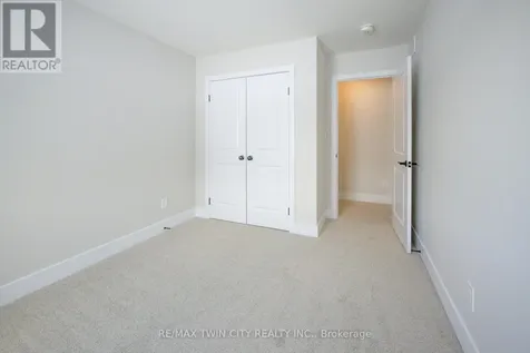 163 Dunnigan Drive Kitchener ON N2B 0B1