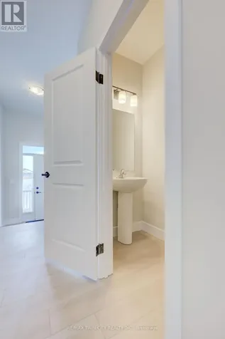 163 Dunnigan Drive Kitchener ON N2B 0B1