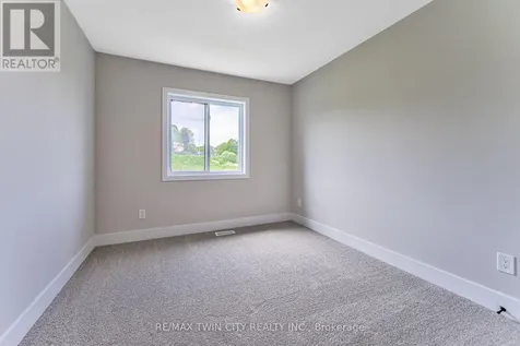 167 Dunnigan Drive Kitchener ON N2B 0B1